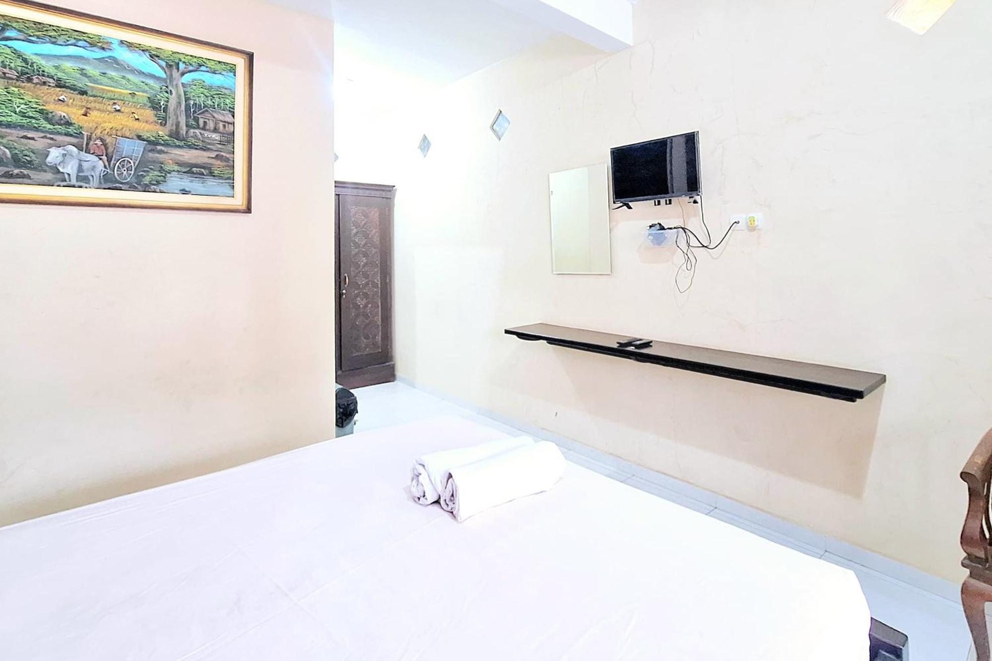 Villa Bukit Bunga Syariah Redpartner Pacet Mojokerto Bagian luar foto