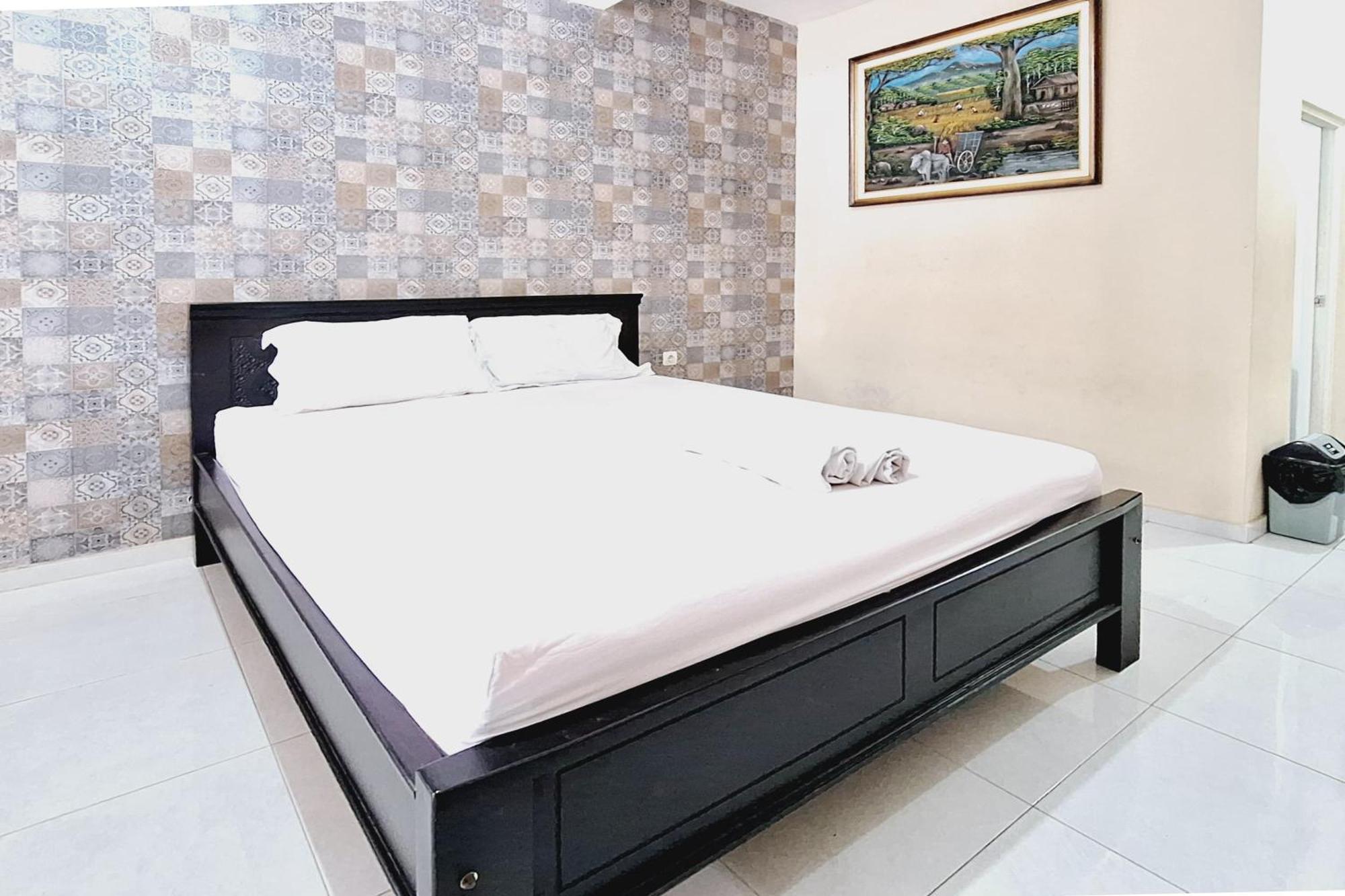 Villa Bukit Bunga Syariah Redpartner Pacet Mojokerto Bagian luar foto